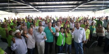 Piden a llerenses voto para Geño Hernández y Maki Ortiz rumbo al Senado