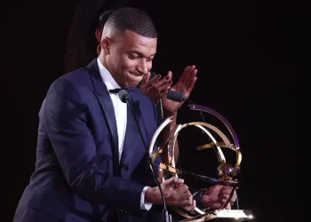 Mbappé se despide del PSG consiguiendo su quinto trofeo UNFP