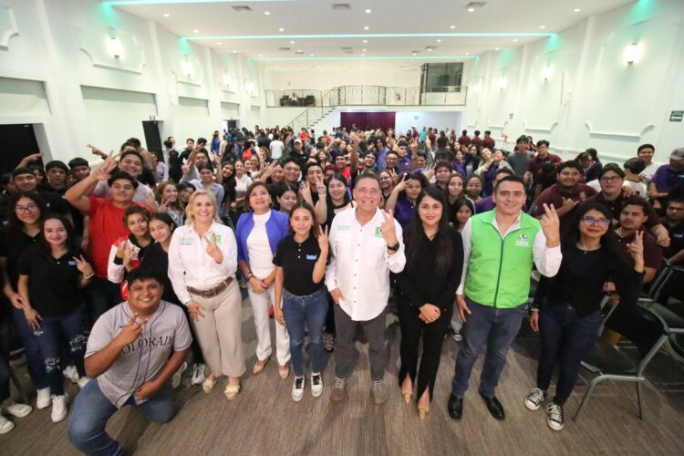 Geño Hernández se compromete con jóvenes tampiqueños y pide su voto para el Senado