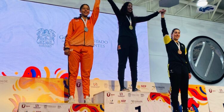 Con plata y bronce cierra Taekwondo de la UAT en Universiada Nacional