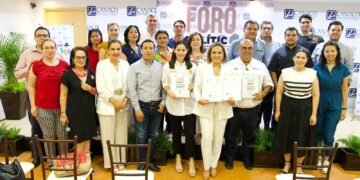 Participa Mayra Benavides en foro de candidatos a Diputados en la CANACO