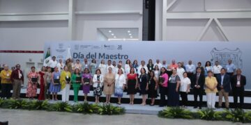 Reconoce Américo Villarreal la labor del magisterio tamaulipeco