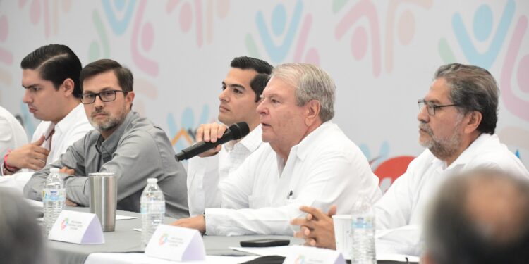 Participa Lalo Gattás en Foro de Seguridad 2024