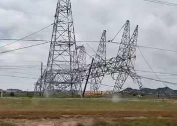 Violenta tormenta que golpeó Houston deja cuatro muertos y numerosos daños