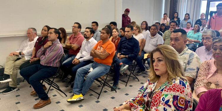 Ofrece Mónica Villarreal impulsar la prosperidad para todos en Tampico