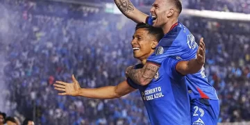 Cruz Azul consigue agónico boleto a la final tras empate 2-2 con Rayados