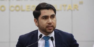 Piden a personal de salud federal anteponer atención a ciudadanía sobre burocratismo