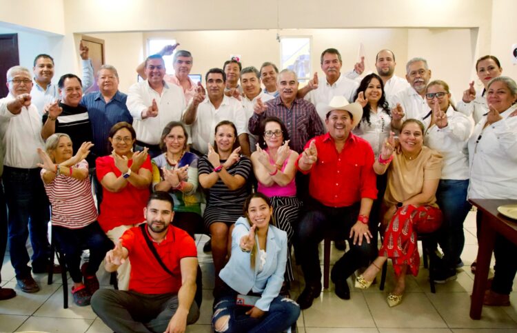 Lucharé por los obreros de Tamaulipas desde el Senado revela  Arturo Núñez en El Mante