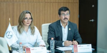 El rector Dámaso Anaya da inicio al proceso para acreditar el CEINA y bibliotecas de la UAT