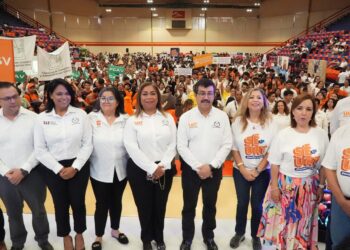 Vive la UAT una fiesta para recibir a estudiantes de bachillerato