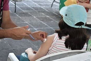 Refuerza Salud campaña de recuperación de esquemas de vacunación