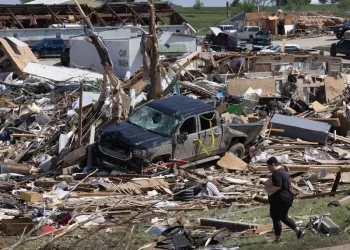Tornado en Iowa dejó al menos 5 muertos y 35 heridos