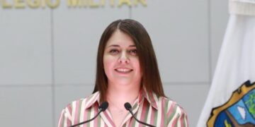 Diputada Consuelo Lara presenta iniciativa contra vestimenta sexista