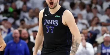 Doncic ‘ruge’ y Mavericks amplía su ventaja en Final de Conferencia