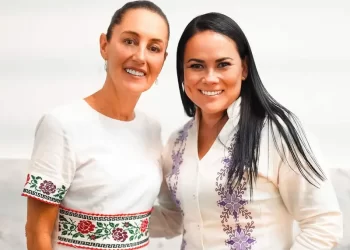 Alejandra Del Moral deja al PRI y se suma a Claudia Sheinbaum