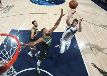 Mavericks arrollan a Timberwolves y van a las Finales de NBA