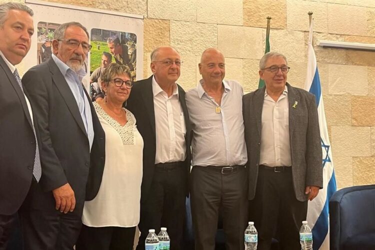 Exrehenes de Hamas Relatan Su Cautiverio en Gaza