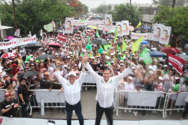 Sellan Lalo Gattás y Geño Hernández pacto por Ciudad Victoria.