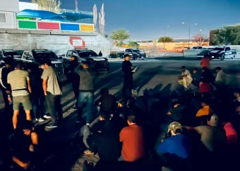 Rescatan a 147 migrantes en Chihuahua y detienen a 5 presuntos polleros