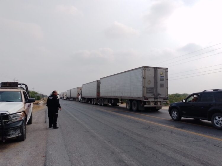 Abren circulación en carretera San Fernando-Matamoros