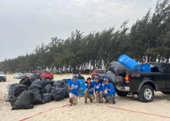 “Mejora Tu Playa” recoge dos toneladas de basura en La Pesca, Soto la Marina