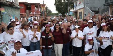 Las colonias Nacional y Cascajal brindan su apoyo a Mónica Villarreal Anaya