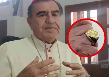 Ladrón regresa anillo episcopal por maldición lanzada por el obispo de Orizaba