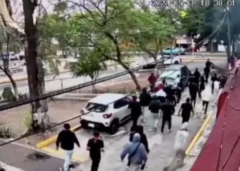 La riña entre porros en CCH Naucalpan dejó un muerto; suspenden clases