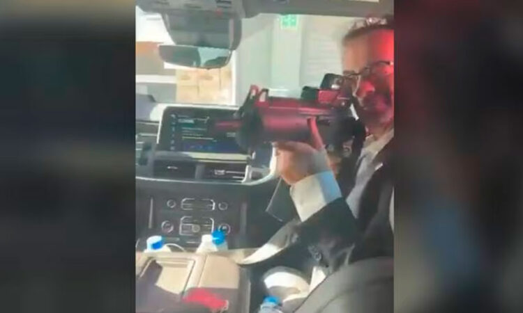 Embajador de Reino Unido en México es despedido por video polémico