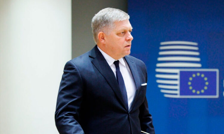 El primer ministro eslovaco mejora su salud tras el atentado