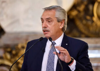 Acusa Alberto Fernández a Milei de lastimar la relación con México y otros países