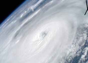 NOAA pronostica una temporada de huracanes por encima del promedio en el Atlántico para 2024