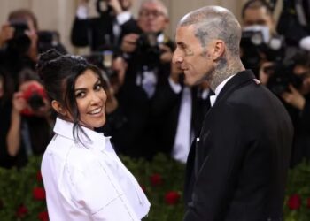 Kourtney Kardashian revela su arduo camino para tener a su hijo Rocky con Travis Barker