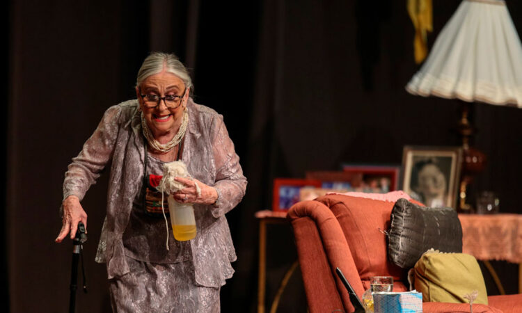 Despiden a Susana Alexander con una larga ovación