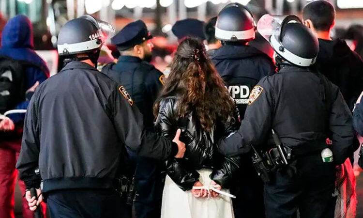 Más de 2.500 detenidos en protestas propalestinas en Estados Unidos