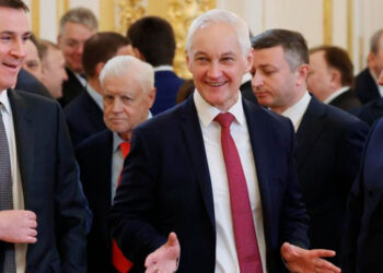 Rusia nombra a economista como ministro de Defensa para gestionar la guerra en Ucrania