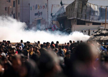 Más de 350 mil personas abandonan Rafah en medio de la escalada de violencia en Gaza