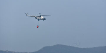 En control 90% de incendio en “Cañón del Novillo” de Victoria; regresa helicóptero a Veracruz