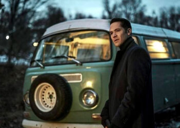 Manuel García-Rulfo se une al elenco de “Jurassic World” en un papel protagónico