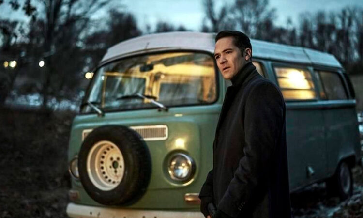 Manuel García-Rulfo se une al elenco de “Jurassic World” en un papel protagónico