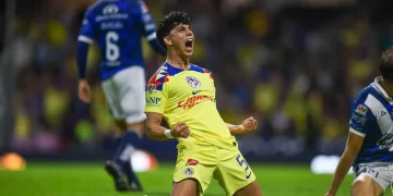 Kevin Álvarez responde contundentemente a las críticas de David Faitelson