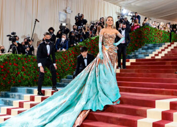 Amenaza sindical pone en jaque la Met Gala de este año