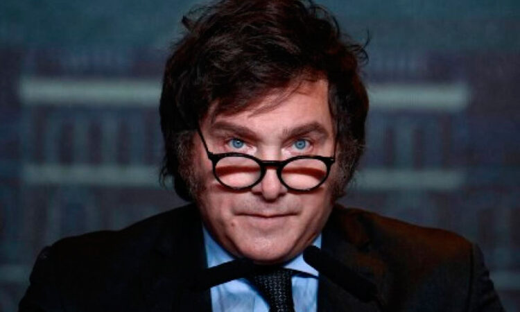 Milei confirma el cierre del Banco Central Argentino durante visita a España