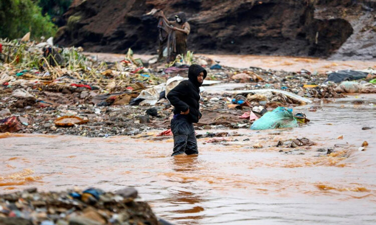 Devastadoras inundaciones en Kenia dejan un saldo trágico de 228 muertos