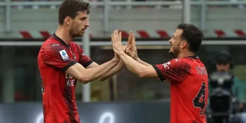 Milan y Genoa empatan en un frenético duelo con un resultado inservible de 3-3