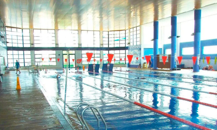 Intoxicación Masiva por Cloro Afecta a 150 Niños en Italia