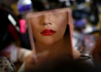 Polémica en Perú por inclusión de transexualidad como enfermedad mental en plan de salud