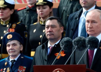 Putin acusa a Occidente de apoyar a Ucrania en conflicto militar