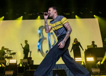 Rels B lleva su esencia rapera a Nueva York en un emotivo concierto