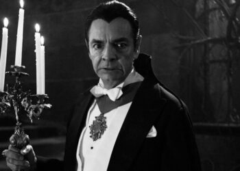 Eugenio Derbez será Drácula en ‘Y llegaron de noche’, serie de VIX